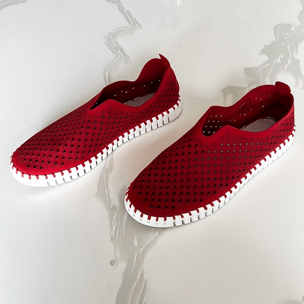 Ilse Jacobsen Tulip Red & White Slip On Sneakers Womens Sz EU 42 US 11.5 - 12 - Picture 3 of 16
